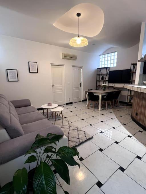 Stea Guesthouse Proche Paris Villeneuve-le-Roi Exterior foto