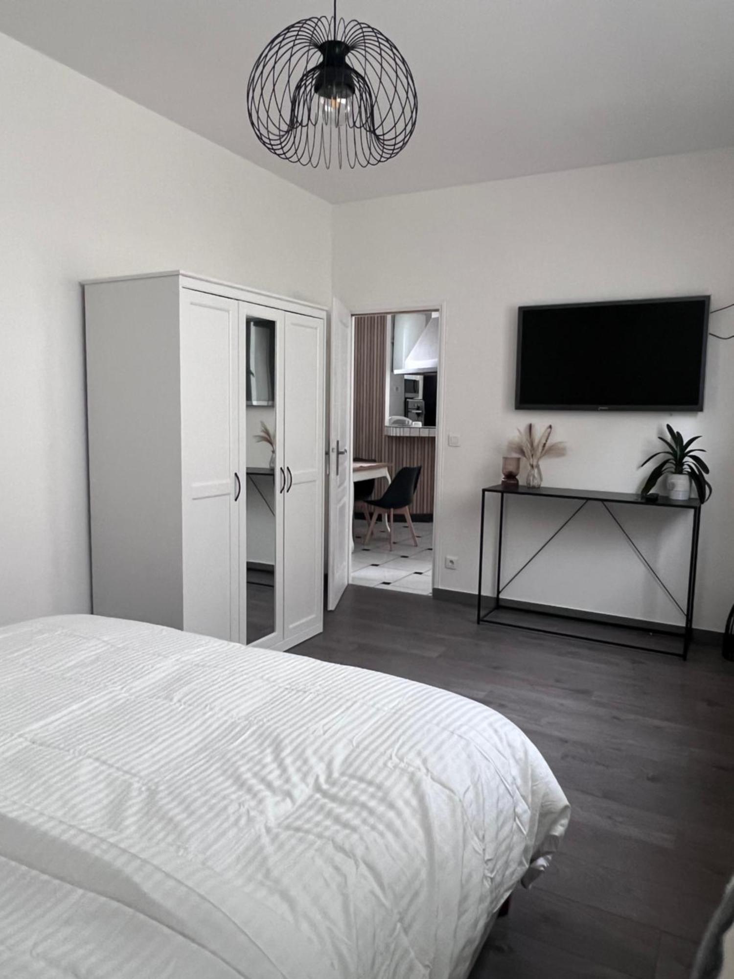 Stea Guesthouse Proche Paris Villeneuve-le-Roi Exterior foto