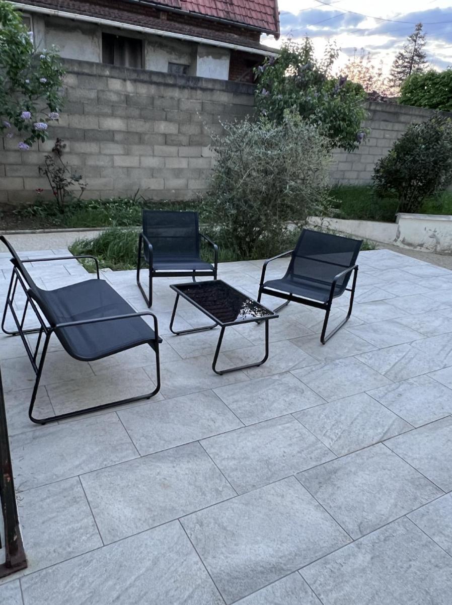 Stea Guesthouse Proche Paris Villeneuve-le-Roi Exterior foto